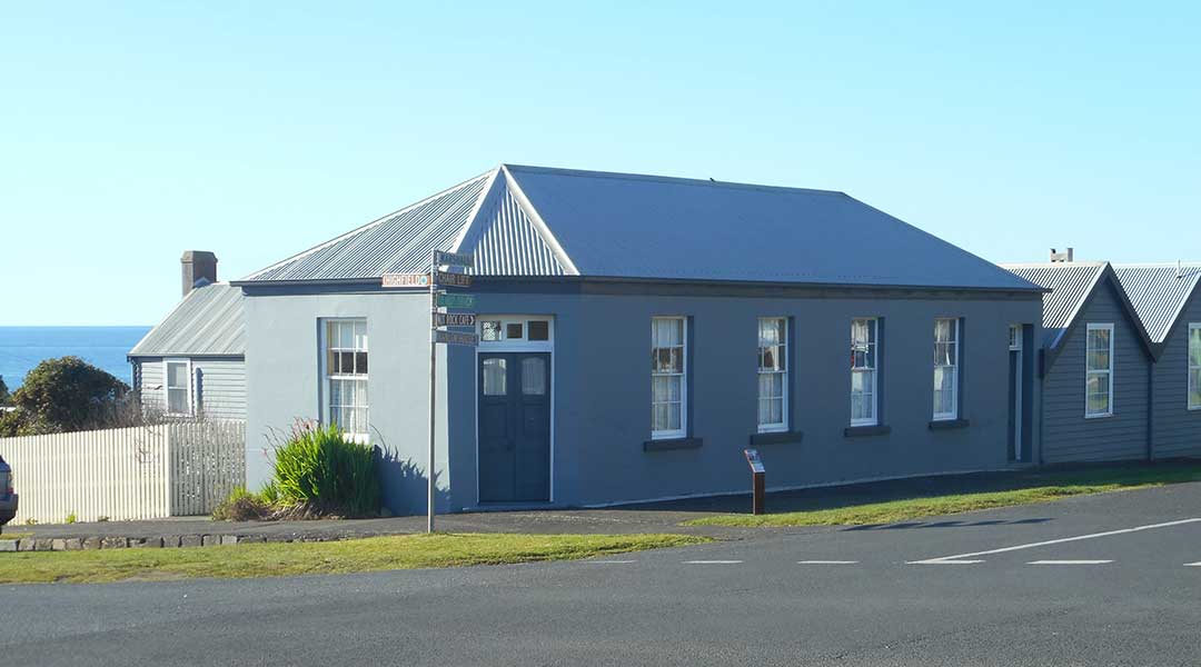 Commercial Hotel