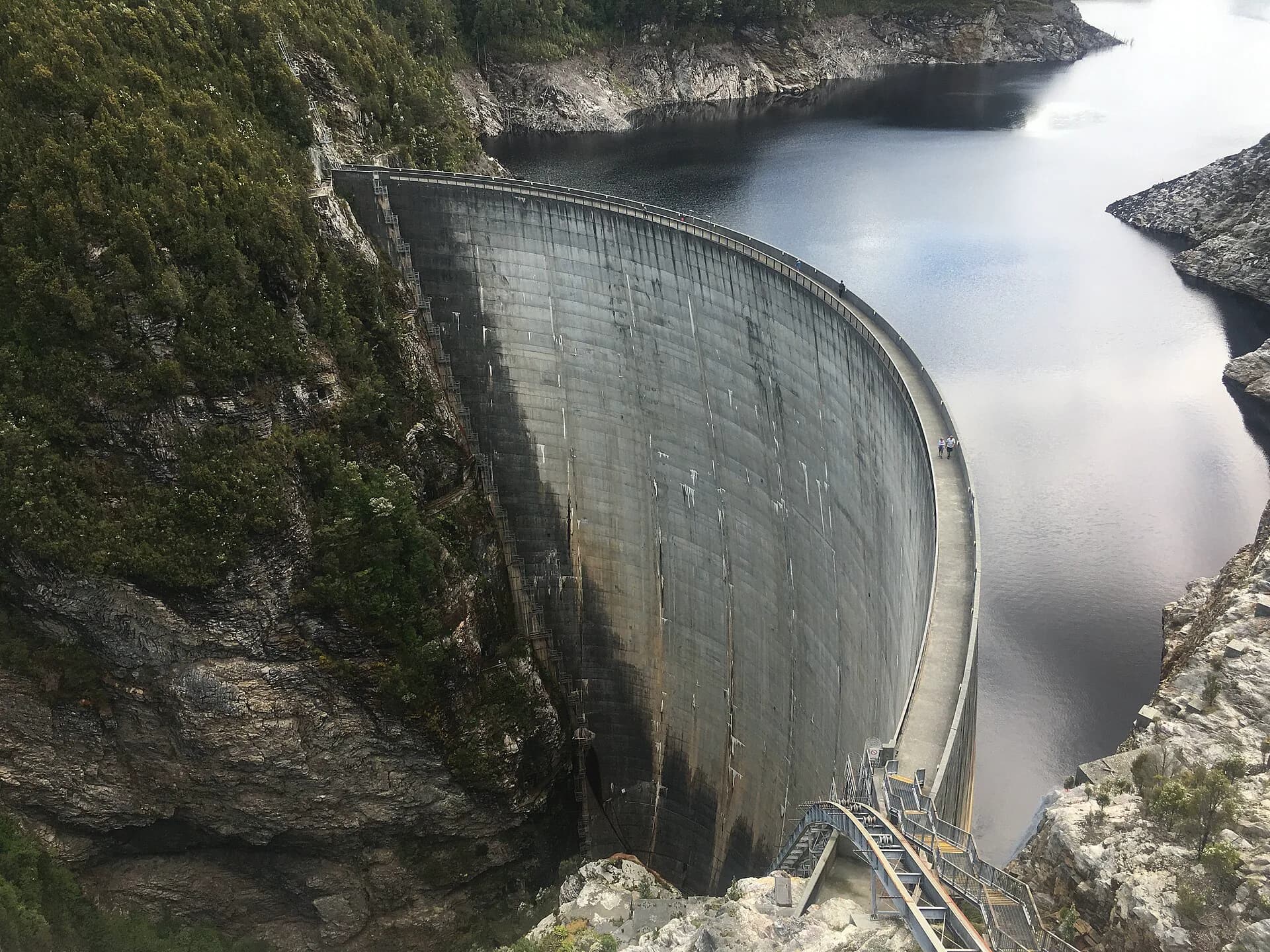 Gordon Dam curving across the Gordon River gorge