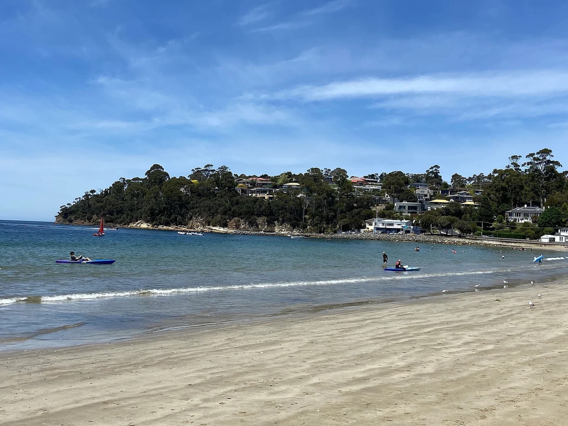 Sand and calm water at Kingston Beach