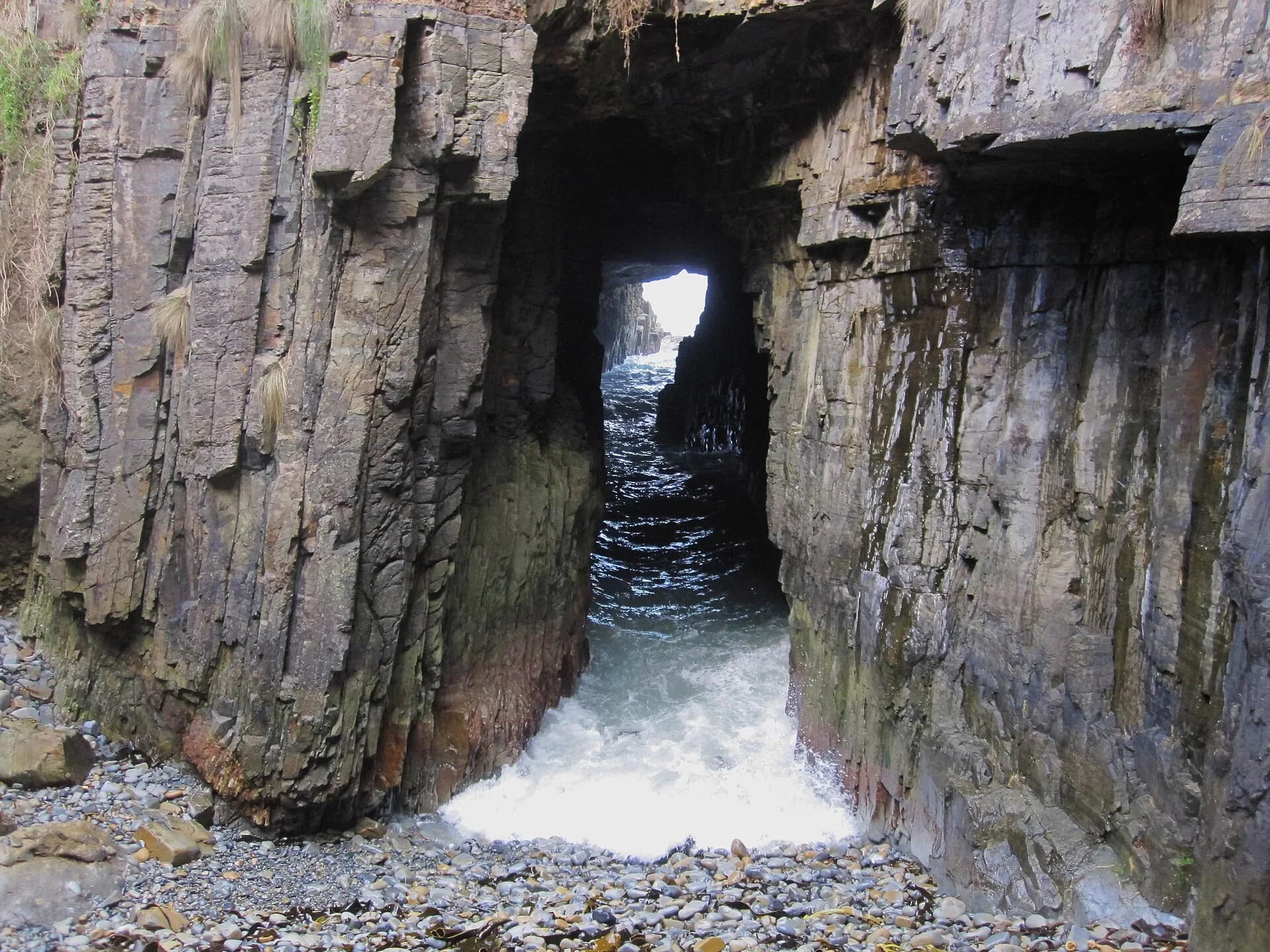 Remarkable Cave viewed from the lower platform