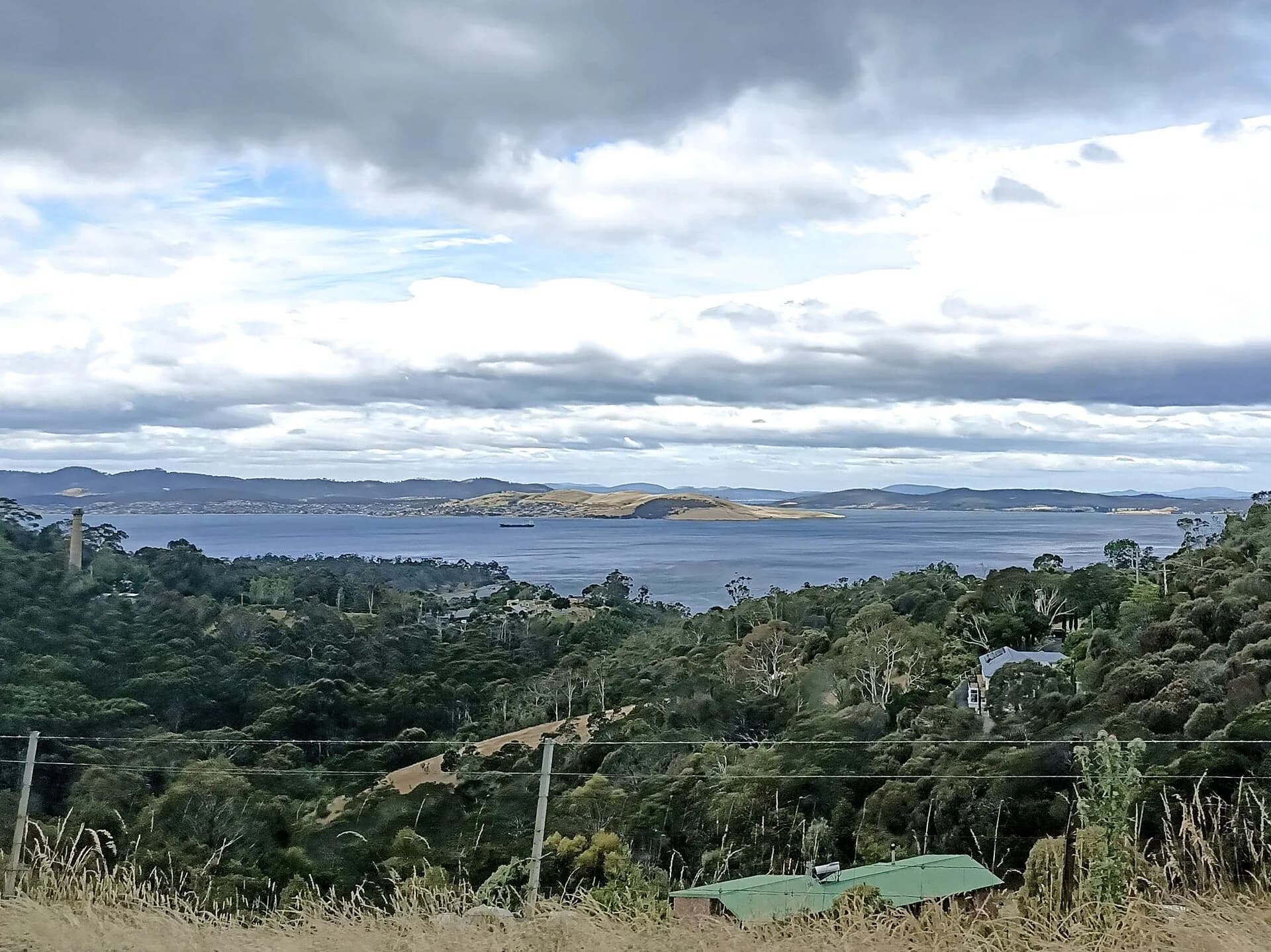 Taroona foreshore and the River Derwent