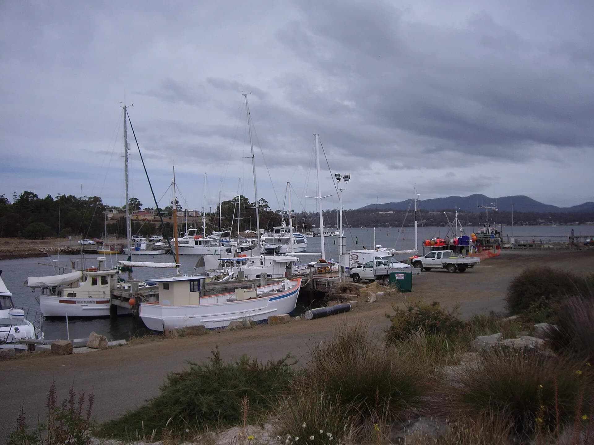 Triabunna buildings and streetscape