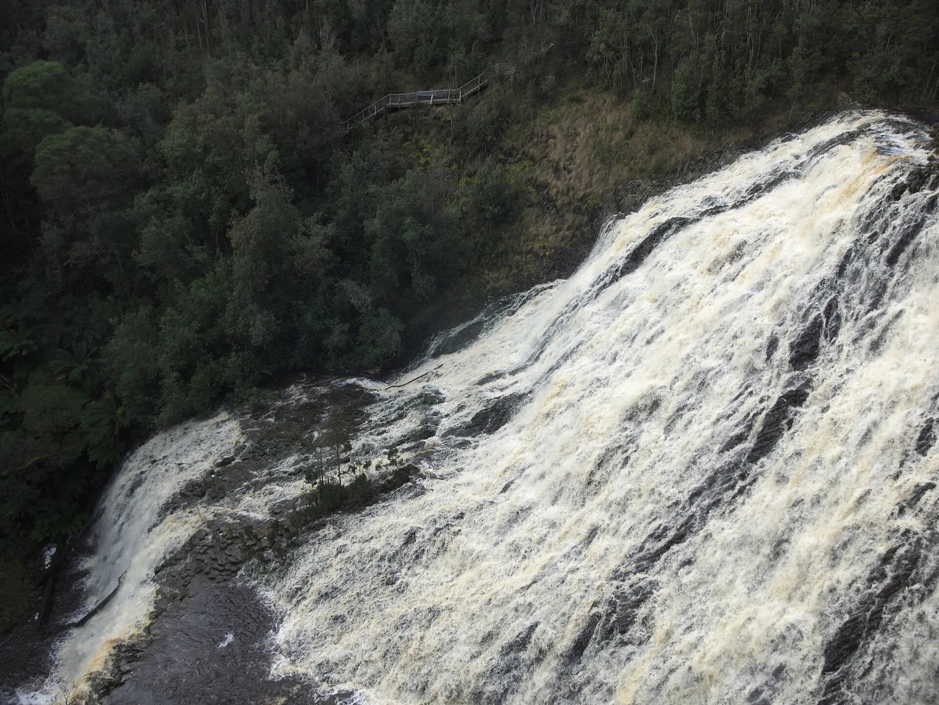Angular basalt and water at Dip Falls
