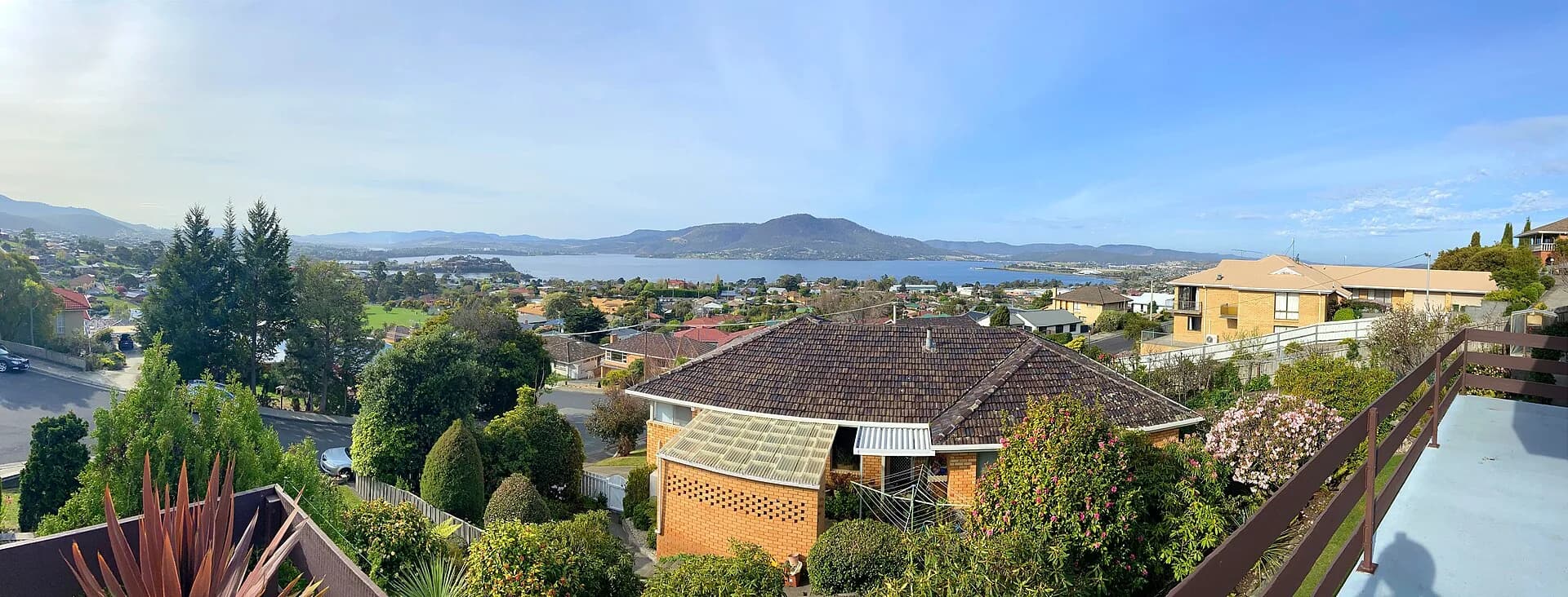 Panorama over Rosetta, the River Derwent and Mount Direction
