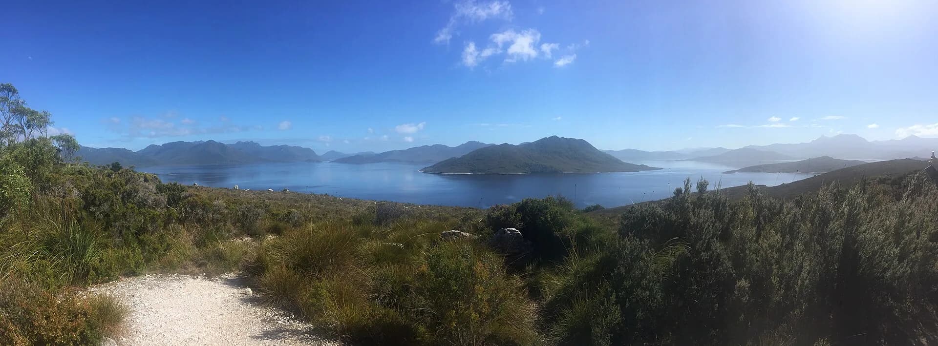 Lake Pedder viewed from Red Knoll lookout