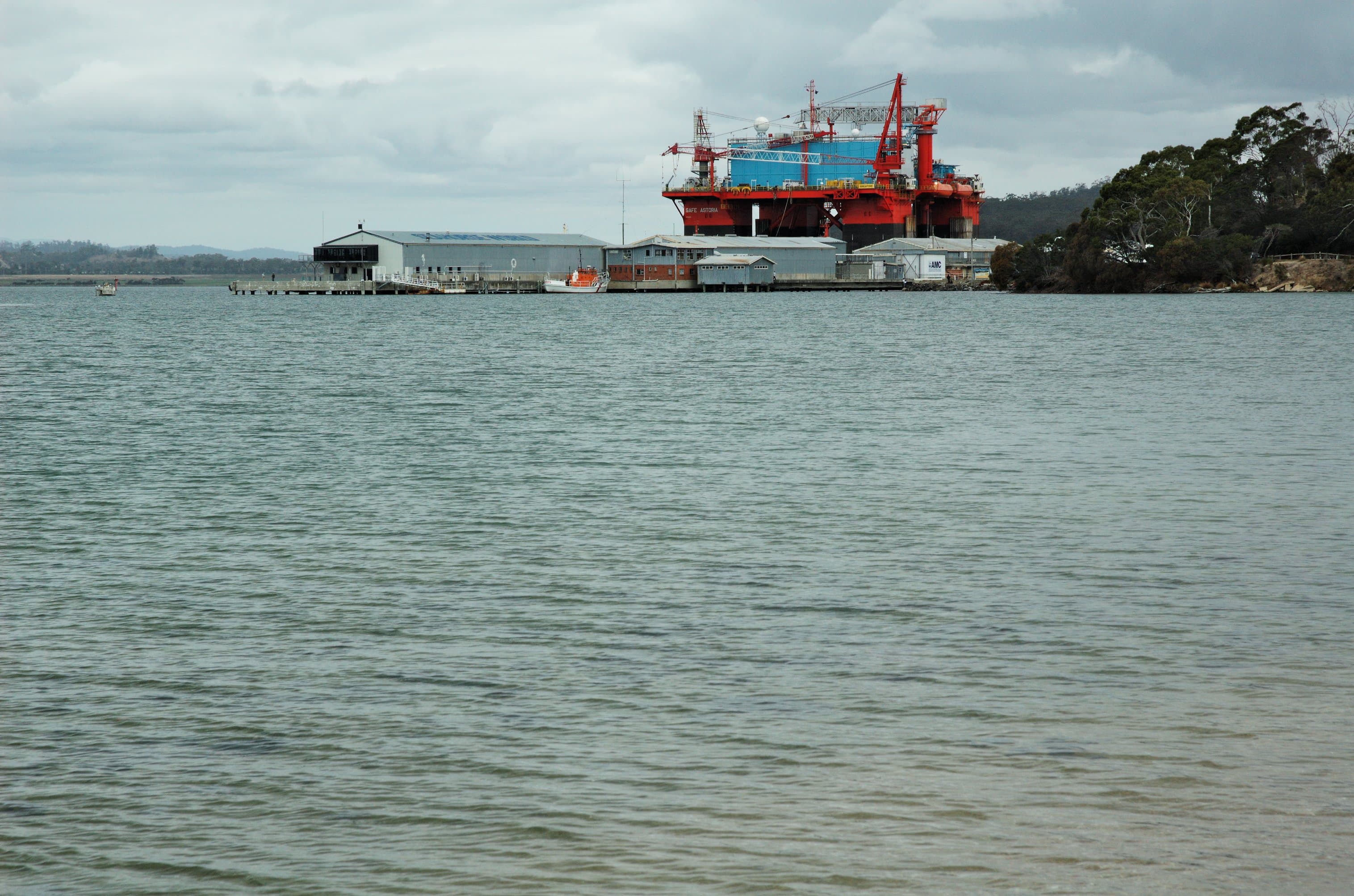 Beauty Point Wharf, housing Seahorse World and a branch of the Australian Maritime College. Also present is a laid-up accommodation and service rig named Safe Astoria.